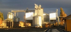 <span style="font-size: 14pt;">Элеватор 14т. и зерносушилка Strahl 5000 FR</span> <span style="font-size: 14pt;">Элеватор 14т. и зерносушилка Strahl 5000 FR</span>